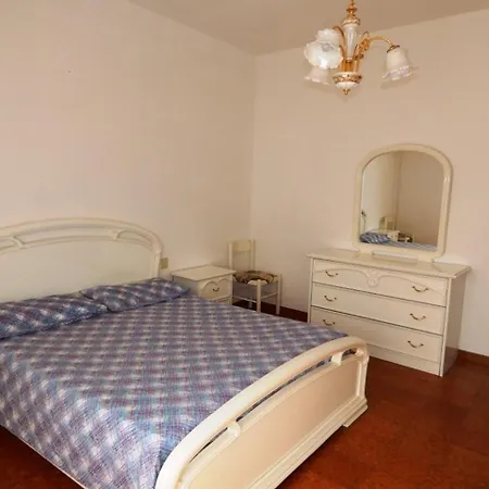 Apartamento In La Caletta/sardinien 23069 *