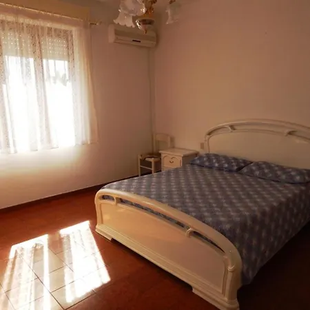 Apartamento In La Caletta/sardinien 23069 *